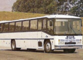 Podium com chassi Scania de motor dianteiro em fotografia oficial da Ciferal (fonte: portal classicalbuses).