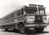 Um urbano em chassi FNM 1957 da Sociedade Ônibus Gigante - Sogil, de Gravataí (RS) (fonte: portal clubedoonibusantigo).