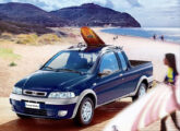 Para qualificar a imagem da picape Strada na Europa, para onde era exportada e lá identificada como carro "de trabalho", em 2004 a Fiat criou a versão Malibu, equipada com motor diesel de 1,9 l e 80 cv, airbag duplo e freios com ABS (fonte: Museu da Imprensa Automotiva).