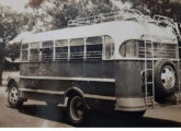 Lotação rodoviário Genari sobre chassi Ford F-6 1951-52; com carroceria metálica, foi fornecido para a Viação Aprazível Paulista, de São José do Rio Preto, cidade vizinha a Mirassol (fonte: Celso Brandimati).