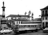 Ônibus do mesmo modelo, pertencente à Empresa Bandeirante, de Curvelo (MG), durante viagem a Ouro Preto, em 1966 (foto: Augusto Antônio dos Santos; fonte: Ivonaldo Holanda de Almeida).