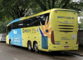 i6s em chassi Volvo B420R pertencente à cooperativa de transporte desregulamentado de passageiros Buscoop, de São José (SC); a foto foi tomada em 2022, em Maringá (PR) (fonte: B. C. Santos).