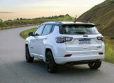 Jeep Compass Blackhawk.