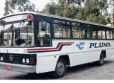 Veneza-OF da operadora paranaense Pluma atuando no transporte de funcionários da Usina de Itaipu entre Foz do Iguaçu e Pedro Juan Cabalero, no Paraguai (fonte: Regis Carvalho).