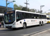 O mesmo ônibus em operação, em Cuiabá (MT), pelo Expresso  Caribus (foto: Michel Aparecido de Souza / onibusbrasil).