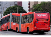 Viale BRT em chassi Volvo da empresa Transporte Coletivo Glória, aplicado no sistema troncalizado de Curitiba (PR) (foto: Adriano Santos Pereira / onibusbrasil).