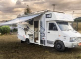 Chassi-cabine Iveco Daily, em 2019 transformado em motorhome pela Master Trailers.